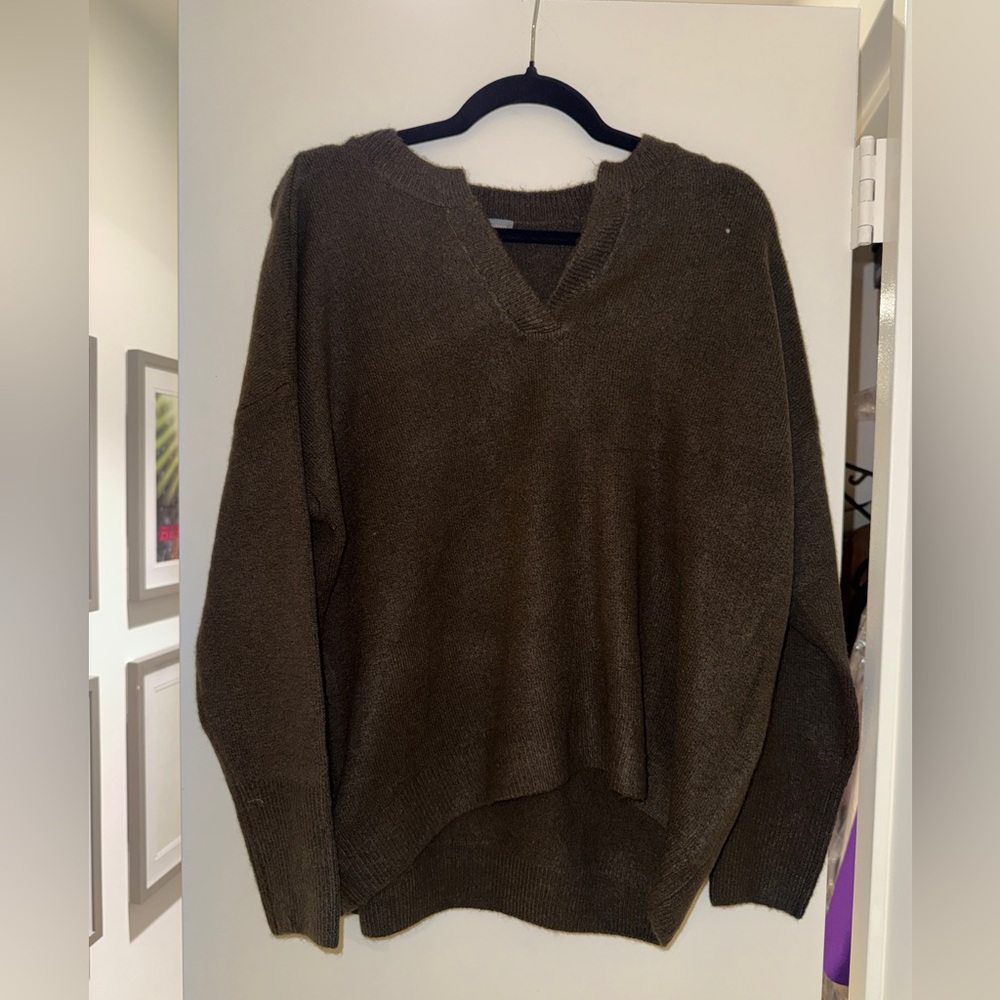 NWT Women's Vince Camuto Green Sweater